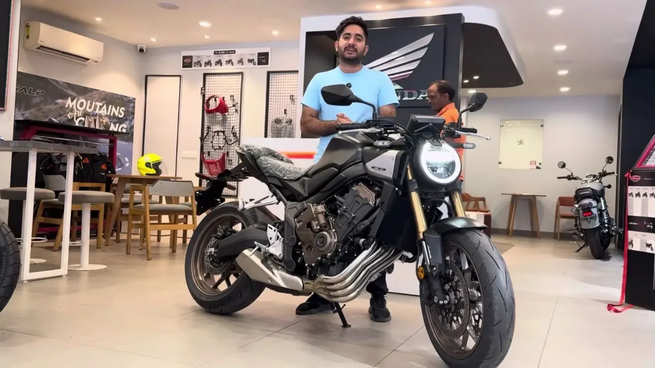 अब क्लच को भूल जाओ! Honda CB650R E-Clutch लॉन्च – सुपरबाइक लवर्स के लिए क्लचलेस राइडिंग का धांसू तोहफा